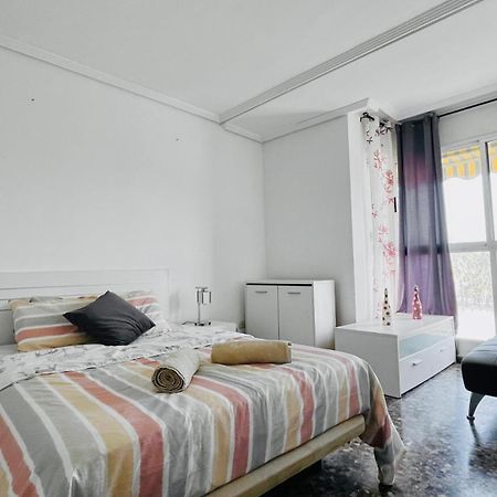 Appartement Apartamento Compartido Con Vista Al Puerto Valence Extérieur photo